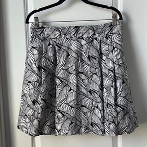 LOFT Monochrome Leaf Pattern A-Line Skirt